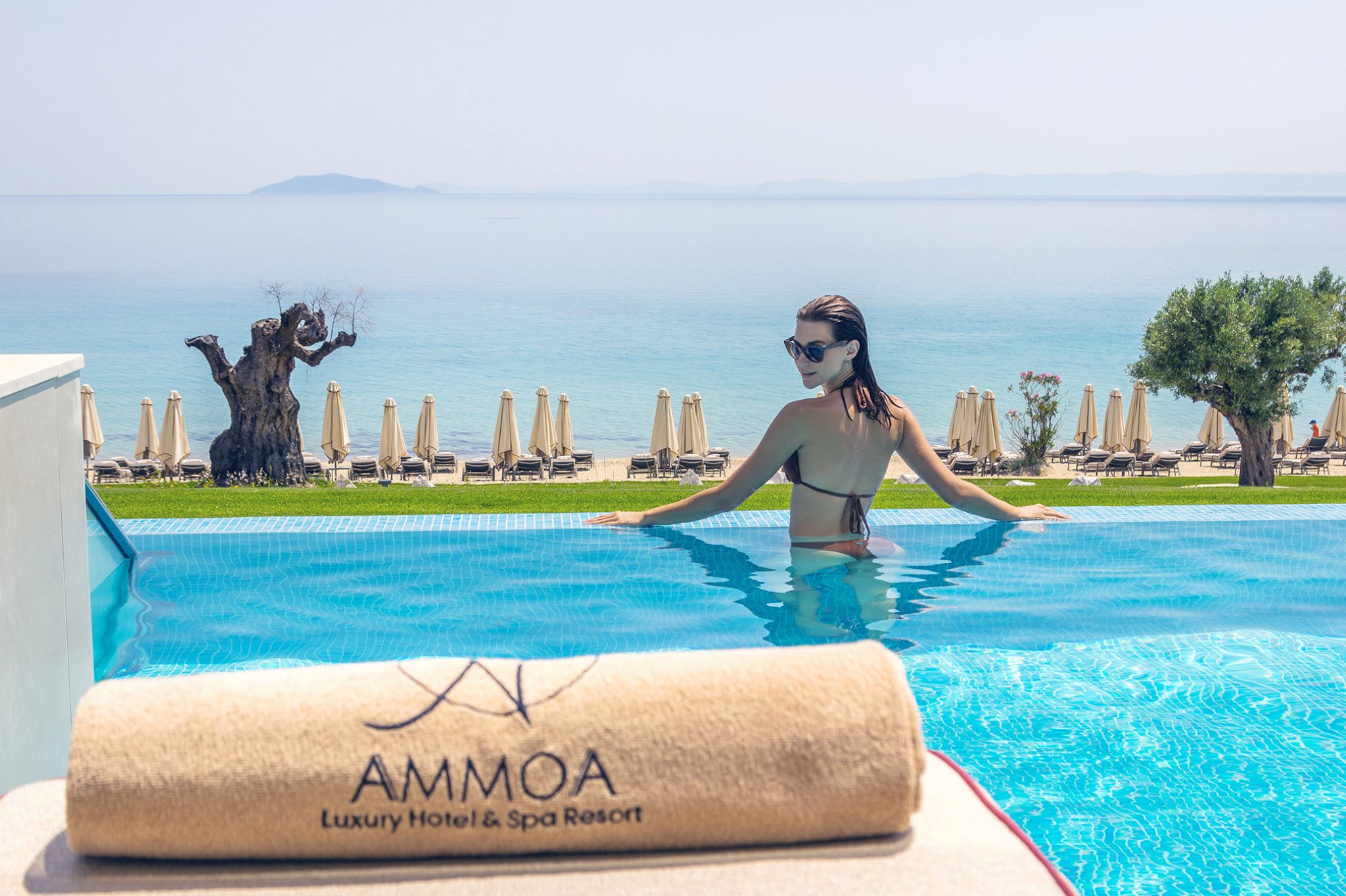 Deluxe Room Seafront Private Pool Accommodation in Chalkidiki